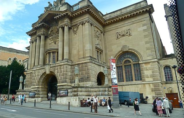 Bristol Museum & Art Gallery